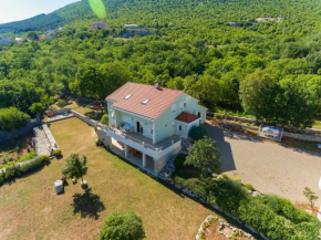 Hotels in Svib
